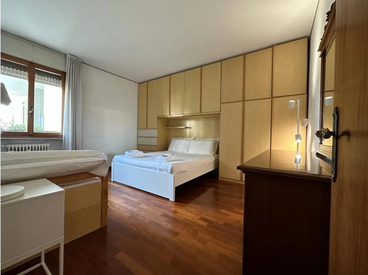 Blue Rosa Flat Apartment Padova Italy